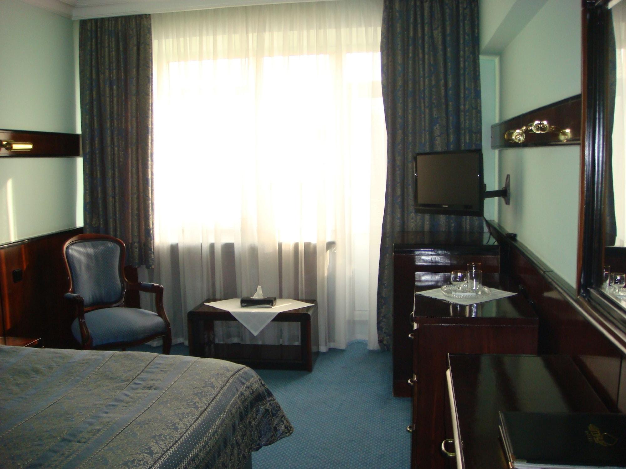 Hotel Otrar à Almaty Extérieur photo