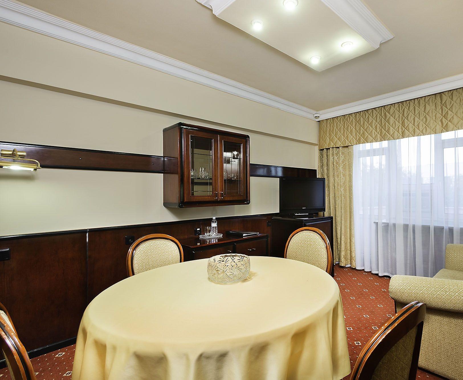 Hotel Otrar à Almaty Extérieur photo