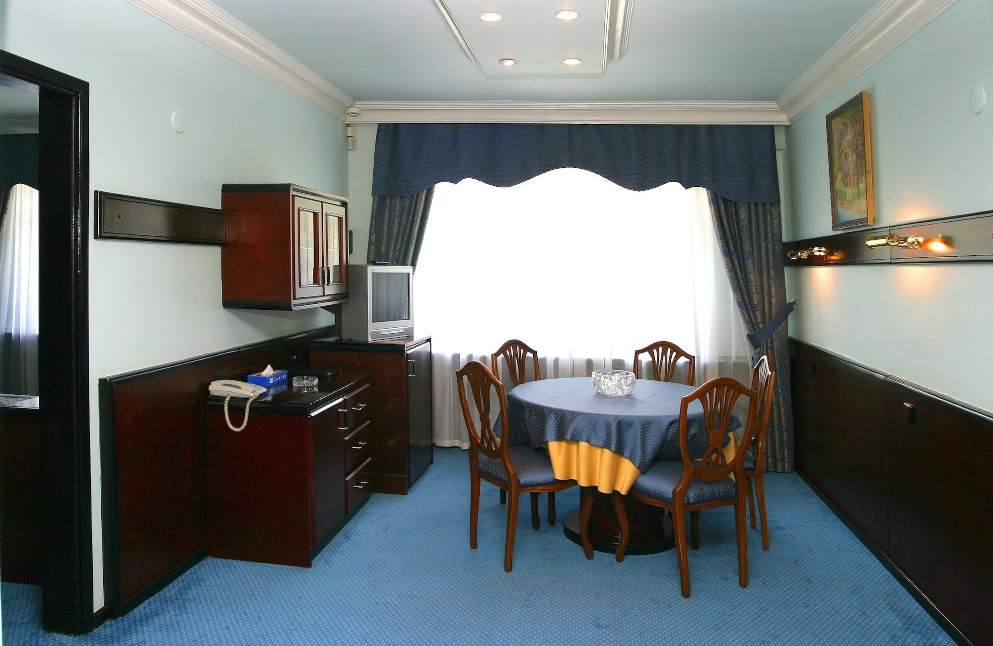 Hotel Otrar à Almaty Extérieur photo