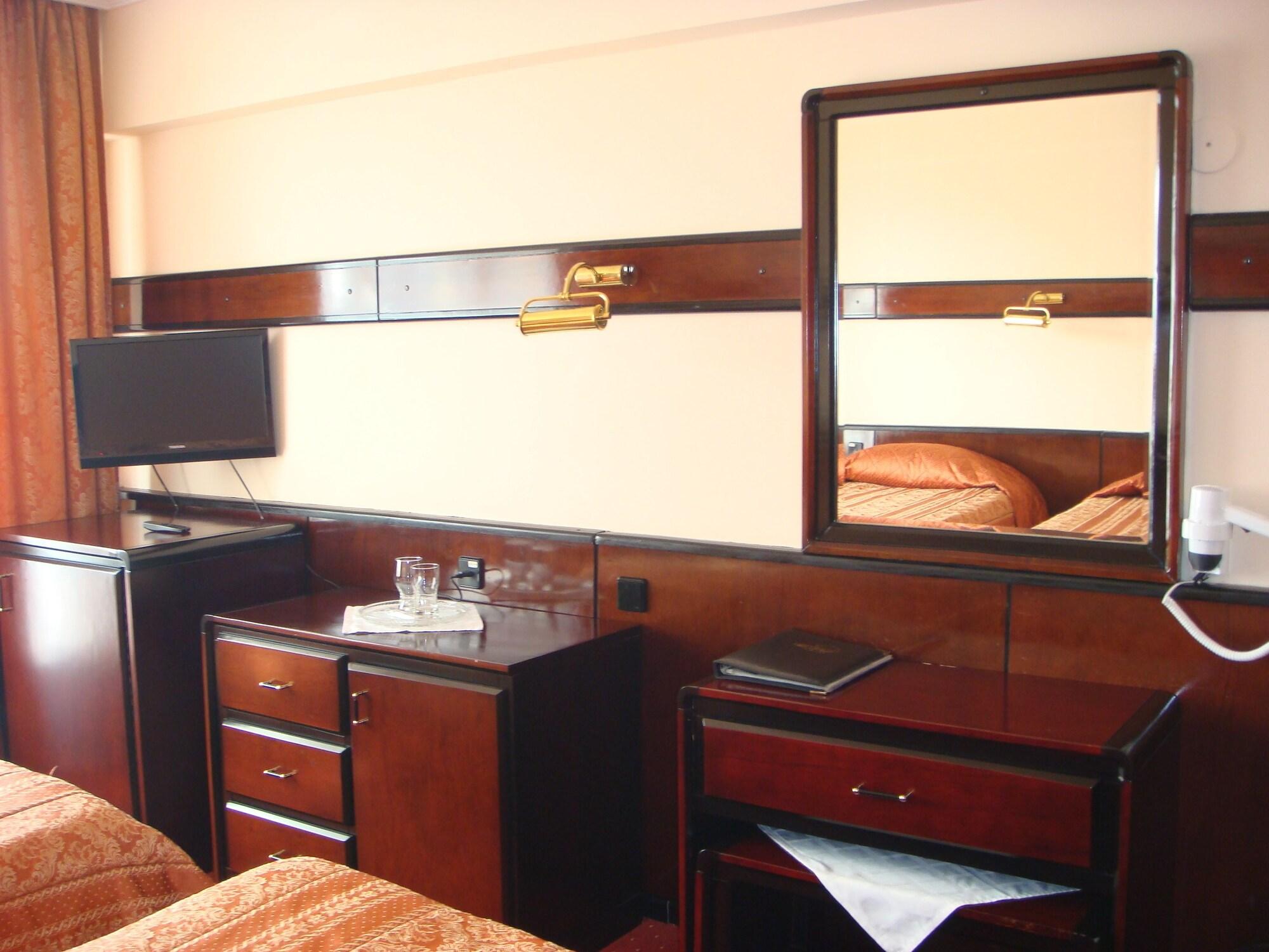 Hotel Otrar à Almaty Extérieur photo